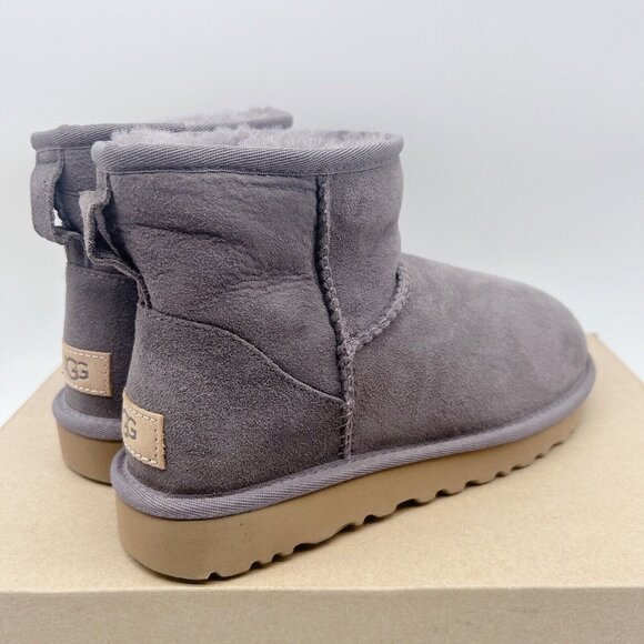 UGG Classic Mini II Genuine Shearling Lined Boots Sheepskin Charcoal Gray US 6 - Picture 5 of 9